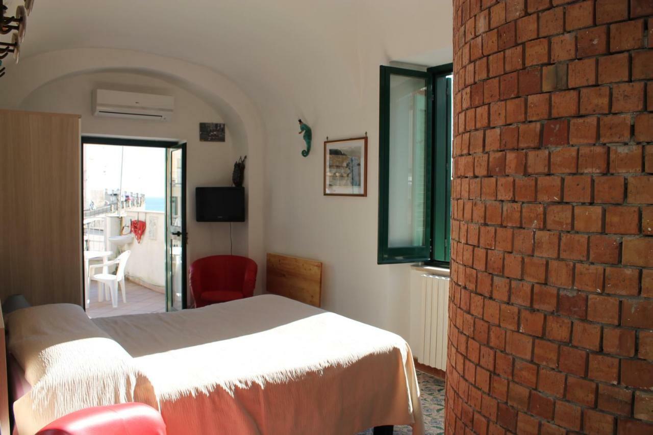 Attico Del Cavaliere Apartment Atrani Luaran gambar